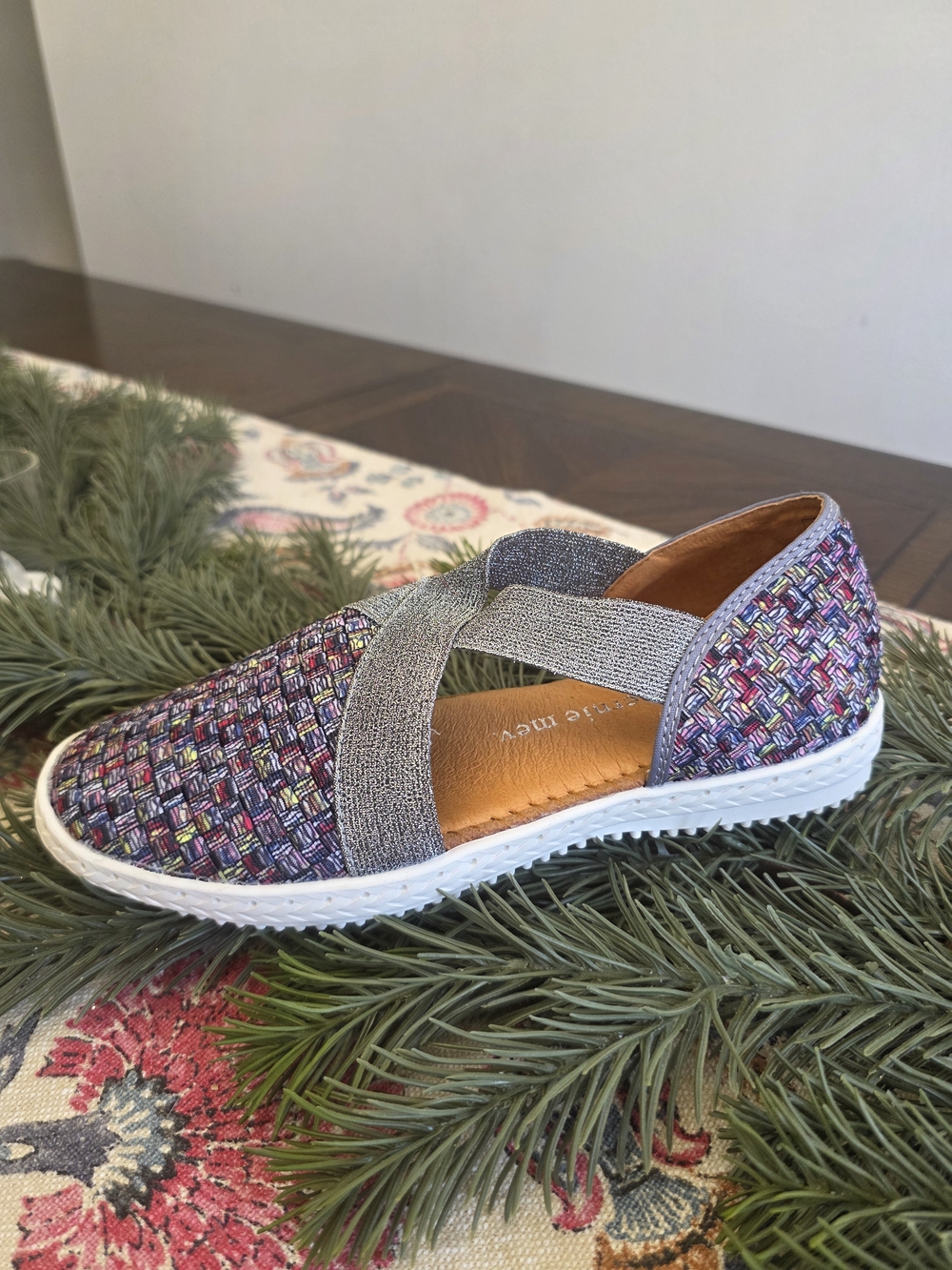 bernie mev. Women's Layla Slip-ons in Ice